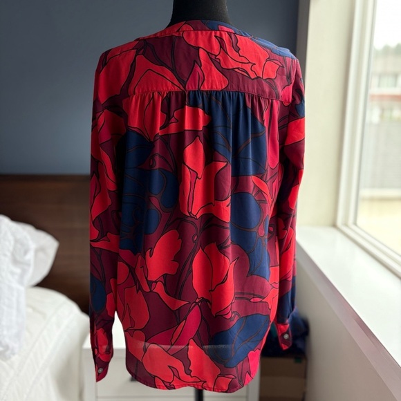 LOFT Red and Blue Floral Blouse - Picture 5 of 16
